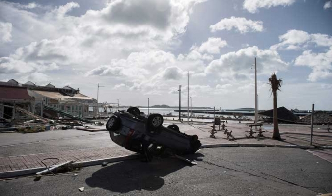 الإعصار ايرما يشتد مجدداً الى الدرجة القصوى ويبدأ باجتياح كوبا