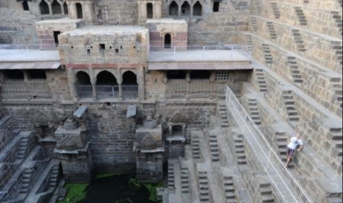 بنيت قبل اكثر من 1000 سنة: شاند بواري.. أعمق حائط سلالم في العالم